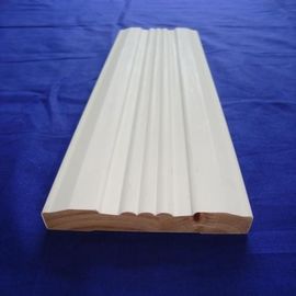 Équilibre en bois intérieur favorable à l'environnement, enveloppe de porte en bois blanche